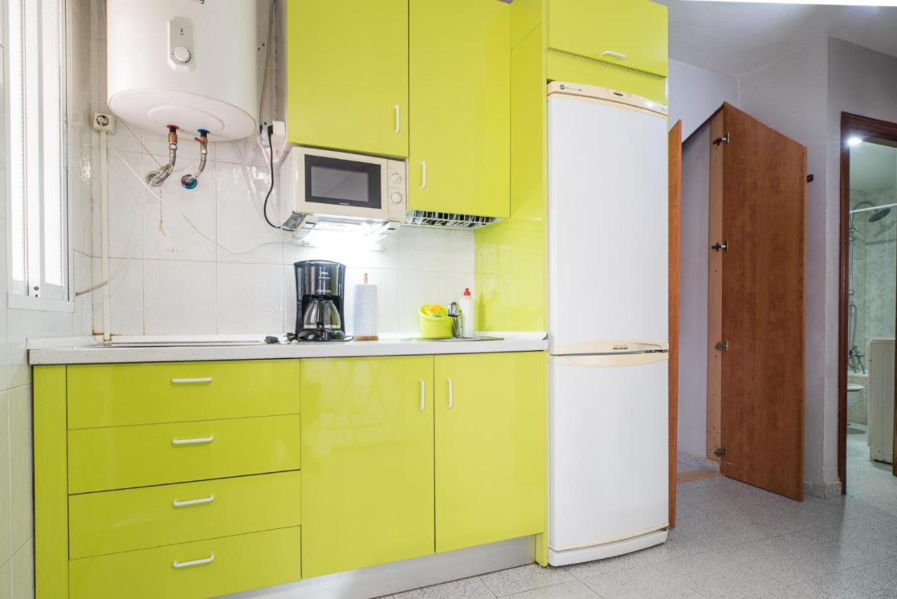 Malagaonbeach 1 - Two Bedrooms - Up To 3 People - 10 Meters Beach Esterno foto