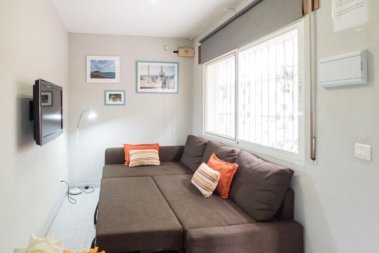Malagaonbeach 1 - Two Bedrooms - Up To 3 People - 10 Meters Beach Esterno foto